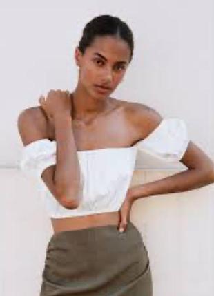 Сатиновий топ блуза zara з оголеними плечима
