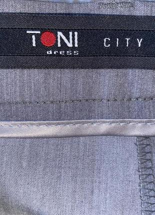 Классические брюки серого цвета  бренд toni dress city8 фото