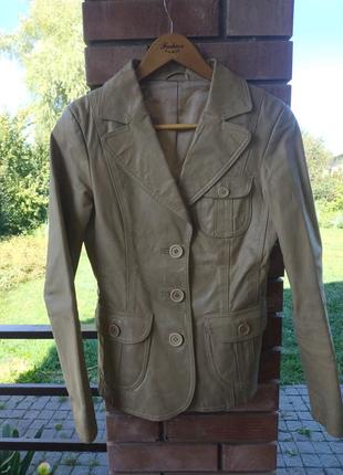 Базовый пиджак bay натуральная кожа нюдовый оттенок 8p