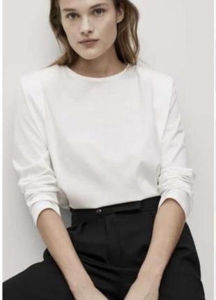 Бузова кофта massimo dutti