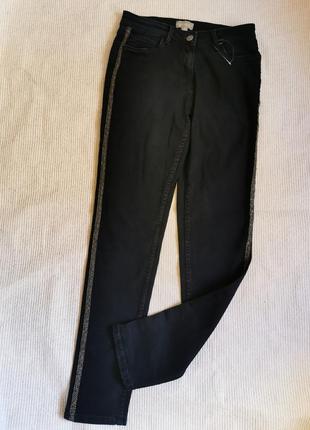 Джинсы скинни моделирующие фигуру со стрейчем и лампасами германия