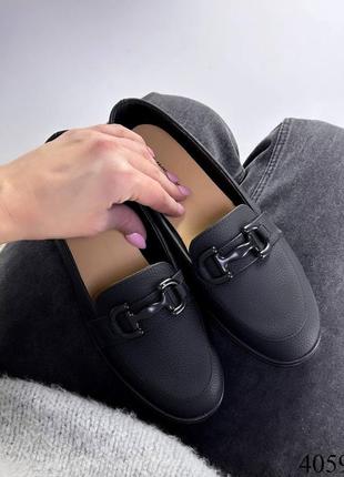Туфли черные с пряжкой5 фото