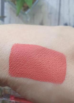 Базова стійка матова помада блиск maybelline super stay matte ink тон 180