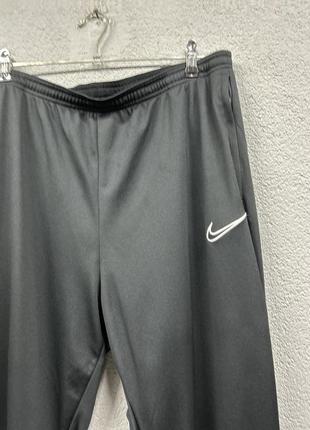 Спортивні штани nike 2xl xxl чоловічі оригінал7 фото