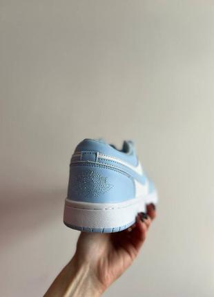 Женские кроссовки nike air jordan 1 low blue white4 фото