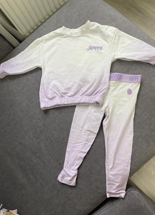 Костюм на дівчинку