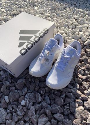 Нові чоловічі спортивні кросівки від adidas у білому кольорі, оригінал (43)