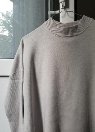 Світло сіра кофта светр