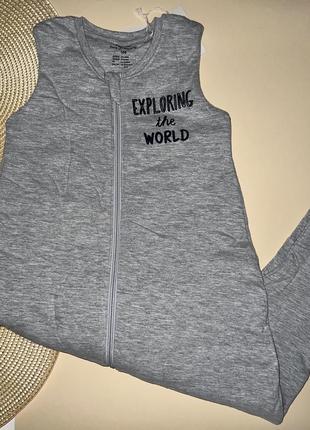 Напівкомбінезон сірого кольору на синдепоні. ідеально підходить на піддав під дощовик  розмір: 104 с