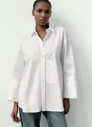 Белая рубашка оверсайз с ассиметричным карманом zara свободная хлопковая рубашка блуза зара1 фото