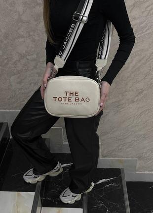 Брендова сумка Marc Jacobs The Plush Snapshot crossbody bag Gelb