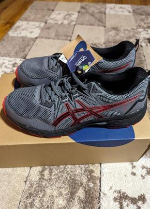 Нові кросівки asics