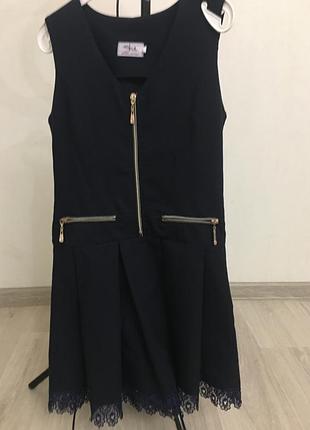 Форма шкільна в ідеальному стані