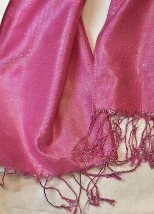 Ярко-розовый переливающийся шарф3 фото