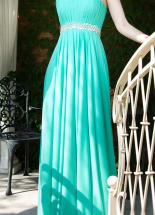 Сукня на весілля, випускний, весільний