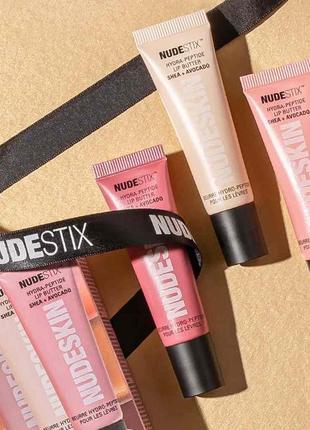 Пептидне живильне масло для губ nudestix нове