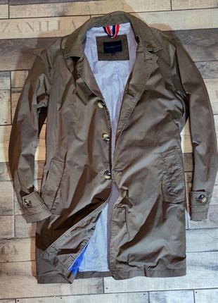 Чоловічий брендовий тренч курточка tommy hilfiger в бежевом кольорі розмір l3 фото
