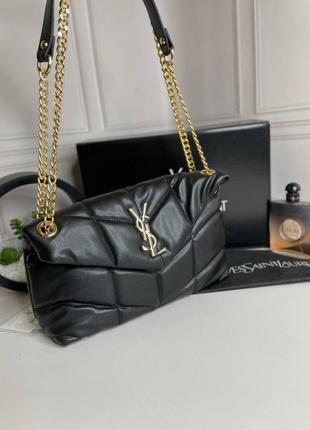 Женская сумка yves saint laurent puffer small chain bag in quilted lambskin черная с золотистым лого