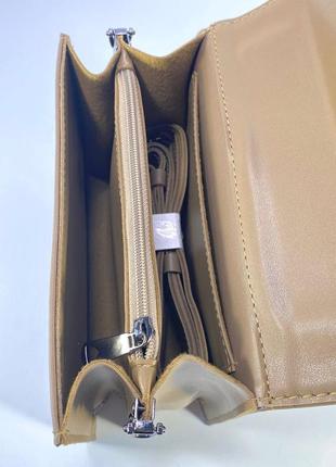 Женская сумочка-клатч с ручкой и ремешком кожаная3 фото