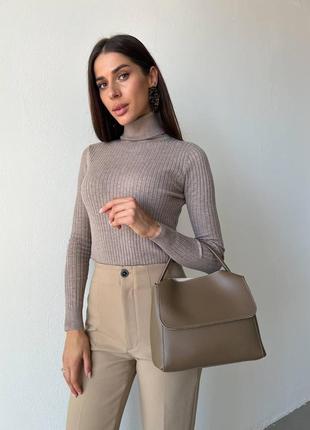 Водолазка у широкий рубчик із коміром