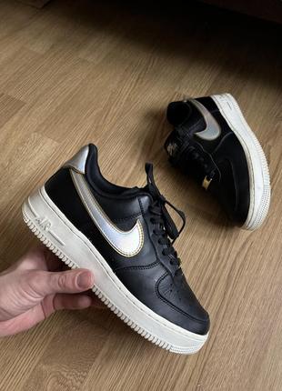 Кроссовки кожа натуральная nike air force 1 оригинал размер 38 24,5 см по сутиобуты пару раз , поп