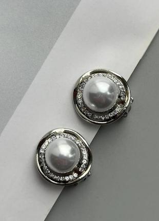 Винтажные, милые клипсы с жемчужинами в стиле old money.