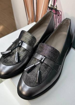 Эксклюзивные туфли лоферы из натуральной итальянской кожи и замши женские серебряные серые