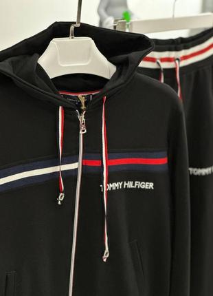 Жіночий костюм tommy hilfiger3 фото