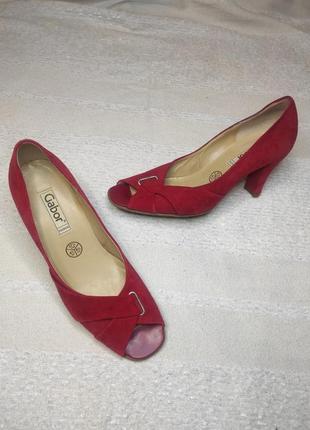 Туфлі з відкритим носком червоні туфлі з відкритим носком1 фото