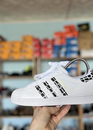 Женские кроссовки adidas superstar оригинал новые с коробкой1 фото