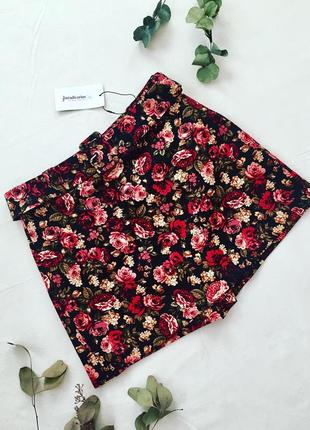 Юбка-шорты с поясом в цветочном принте stradivarius1 фото