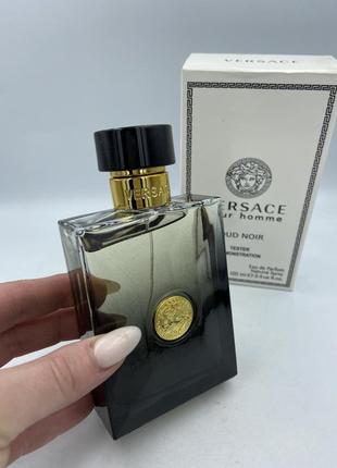 Versace oud noir