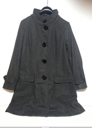 Серое базовое пальто 45% шерсть.