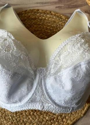 Бюстгальтер великого розміру на чашку g білий