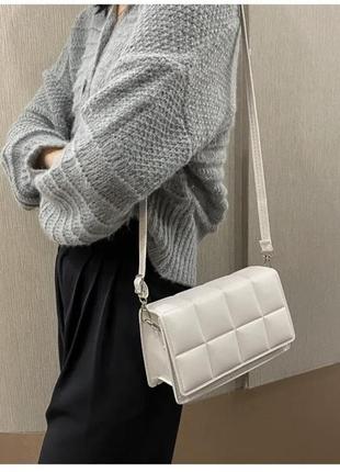 Женская белая сумка кроссбоди, стеганная сумочка, сумка на плечо3 фото