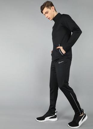 Мужские лёгкие спортивные штаны nike dri fit найк драй фит оригинал чёрные2 фото