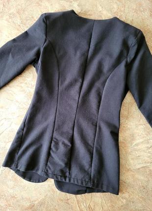 Пиджак приталенный 1 пуговица стильный удлиненный 3/4 рукав укороченный коттон стрейч черный жакет7 фото
