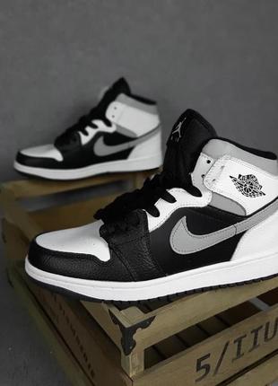 👟 кросівки       nike air jordan 1 білі з чорним і сірим  / наложка bs👟2 фото