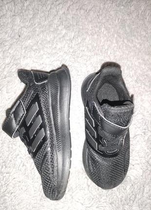 Кроссовки adidas2 фото