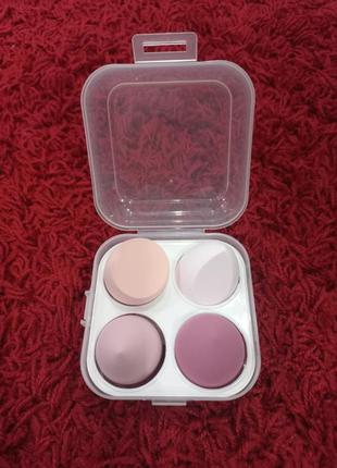 Спонжики для макіяжу