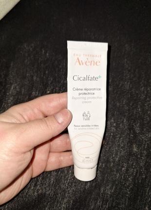 Avene cicalfate