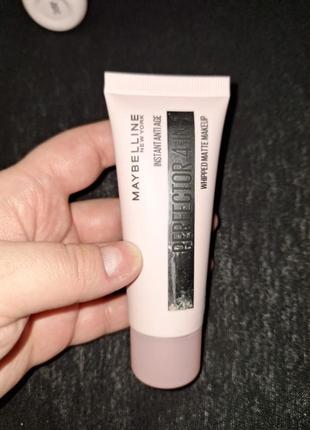 Maybelline perfector 4in1,тон 01