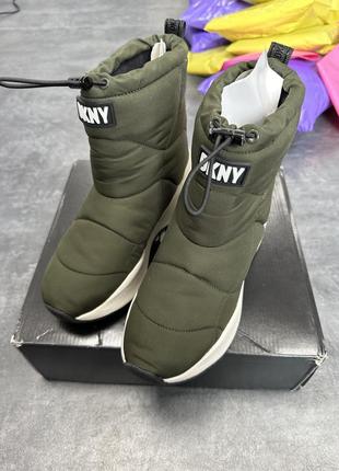 Брендові дутики черевики чоботи dkny