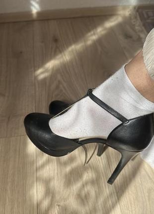 Vera pelle босоніжки чорні круглий носок платформа натуральна шкіра8 фото
