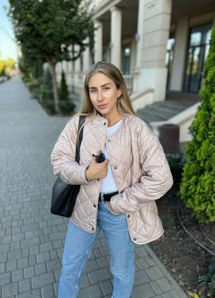 Куртка жіноча