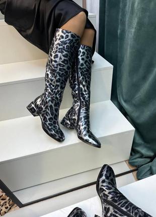 Эксклюзивные сапоги из итальянской кожи женские на низком каблуке леопард2 фото