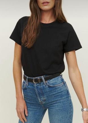 Базова чорна однотонна футболка, жіноча базова футболка