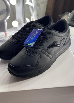 Мужские кроссовки joma