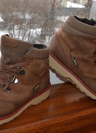 Деми ботинки clarks gore-tex 33р 21.5см