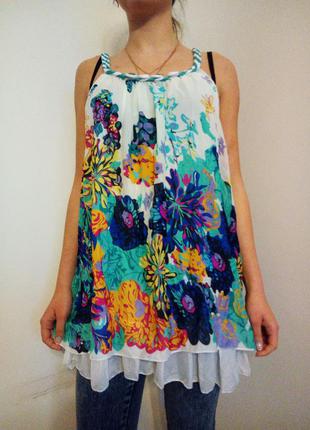 Яскрава блуза туніка